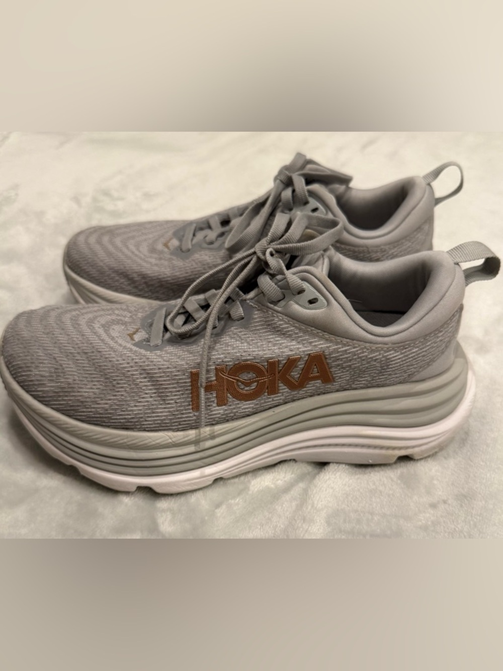 Hoka Gaviota 5 Women’s with Bronze Logo SZ 5.5 Wide EUC